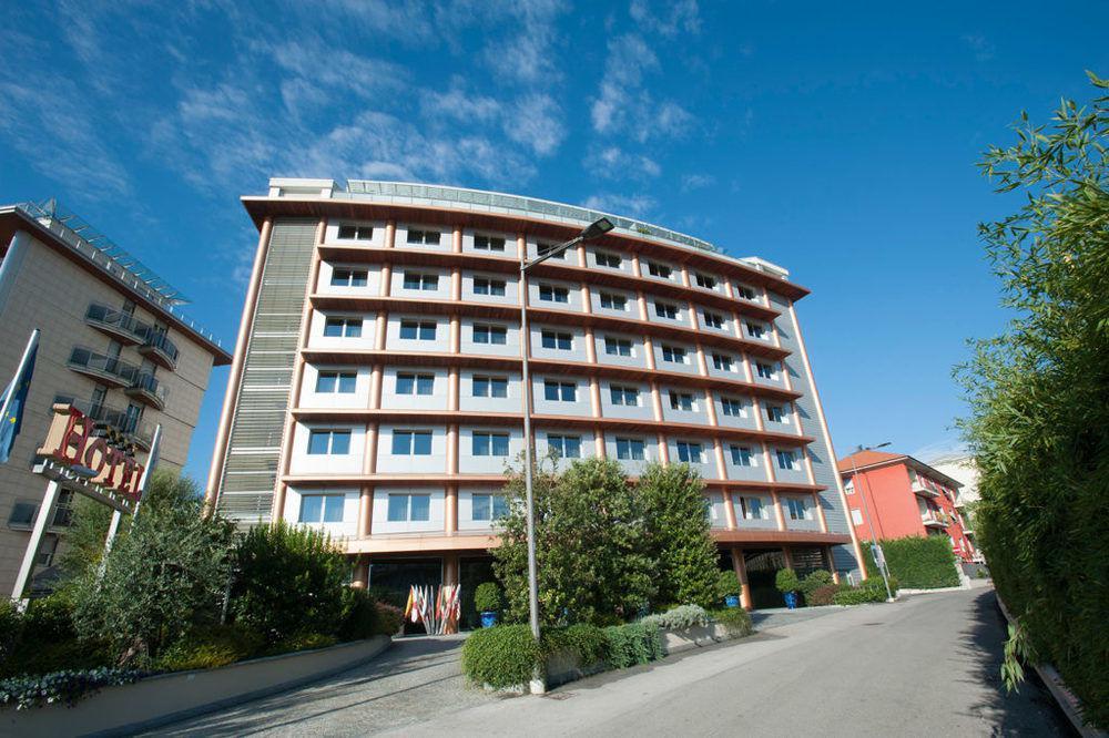 Residence Calissano Alba  Exterior foto